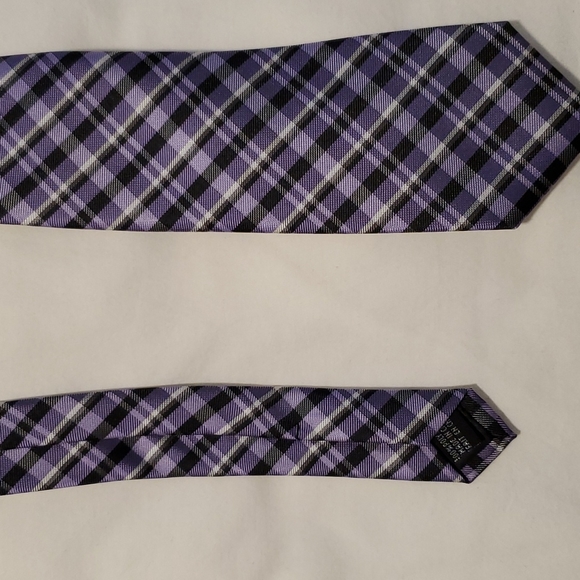Men's George purple, black and white pattern tie - Picture 2 of 6